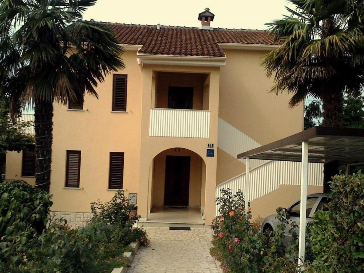 Apartment A4 Ines Near Beach Porec Exterior photo